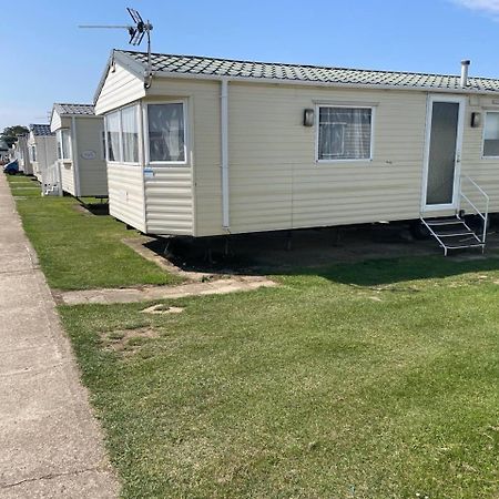 3 Bedroom Holiday Home Саут Хейлинг Екстериор снимка