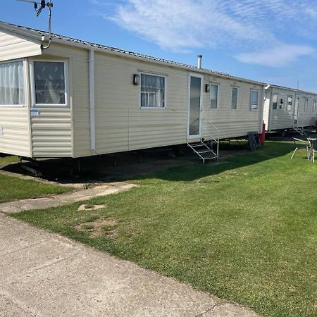 3 Bedroom Holiday Home Саут Хейлинг Екстериор снимка